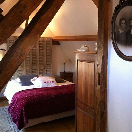 Chambres D'Hotes La Levriere Saint-Denis-le-Ferment Camera foto