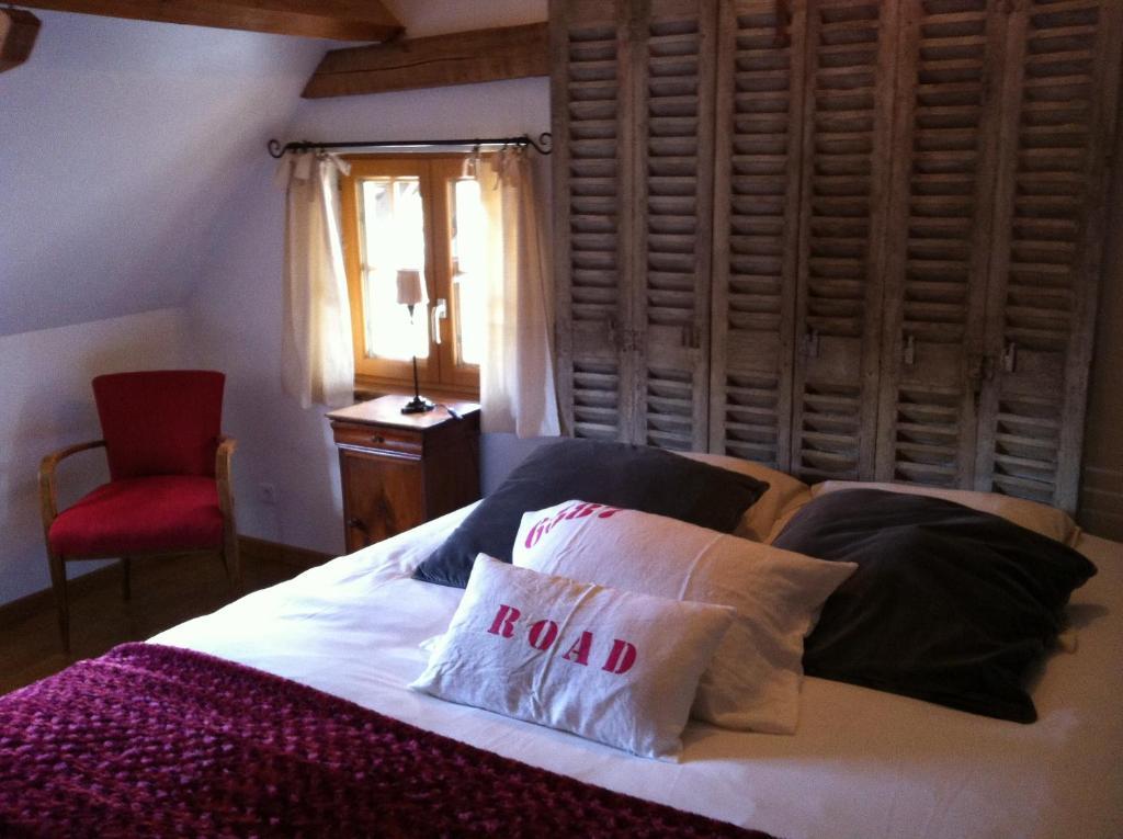Chambres D'Hotes La Levriere Saint-Denis-le-Ferment Camera foto